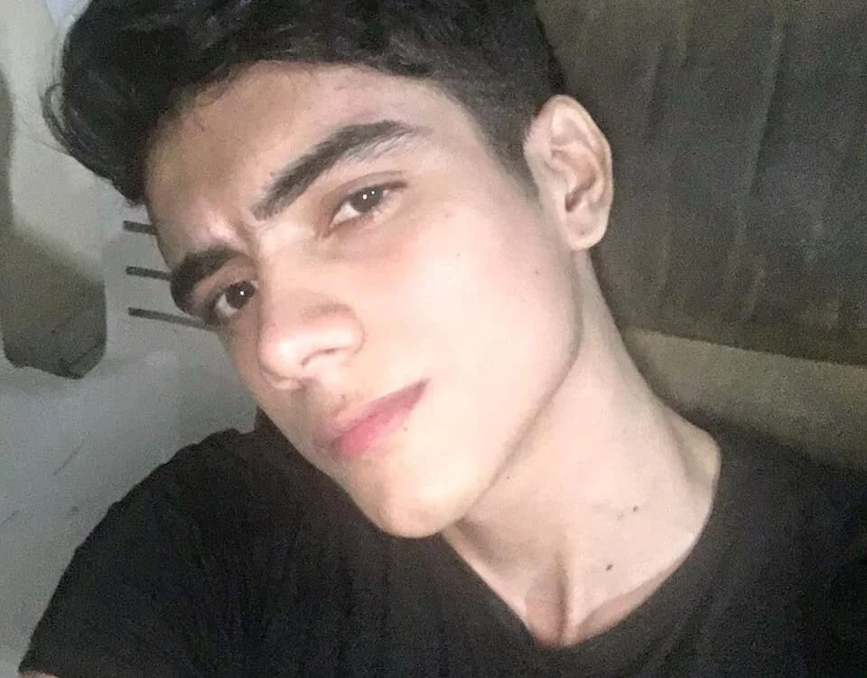 adam_levis17's Offline XXX Chat