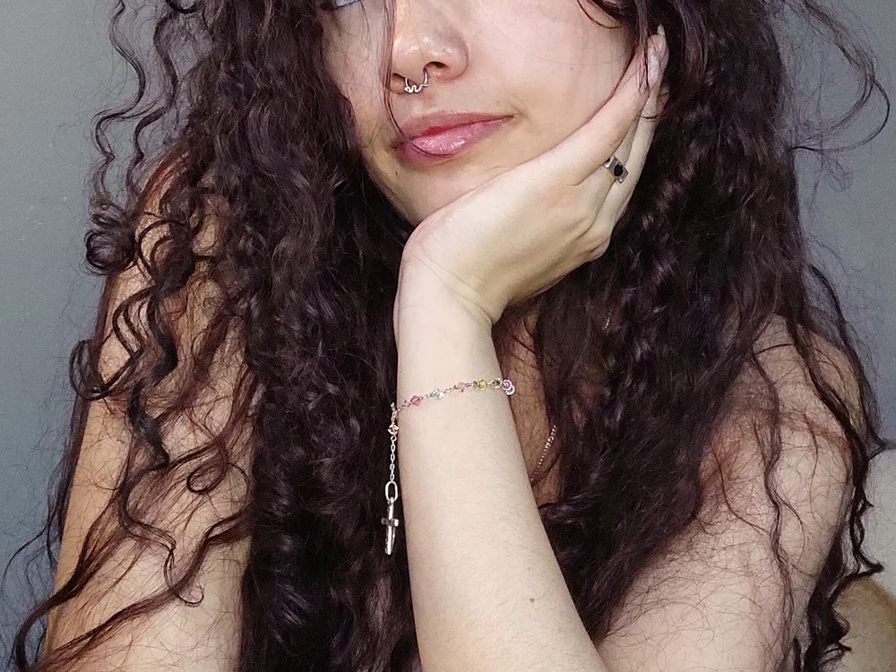 laura_mont Chat XXX offline