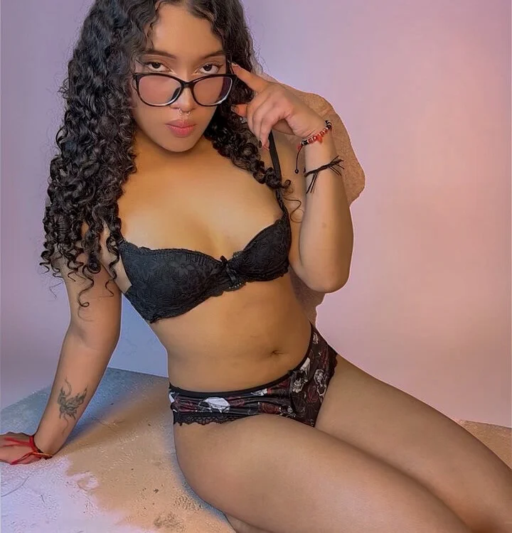 Bunny_firen Live XXX chat