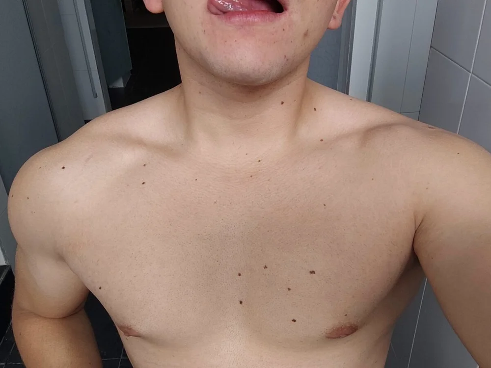 tubabyboy79 Chat XXX offline