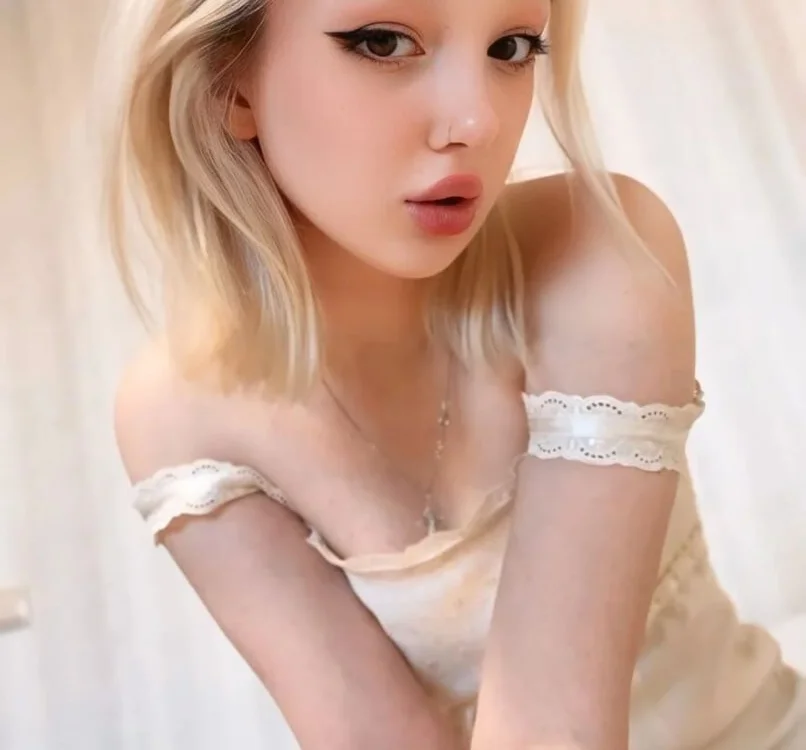 FeiveraCill's Offline XXX Chat