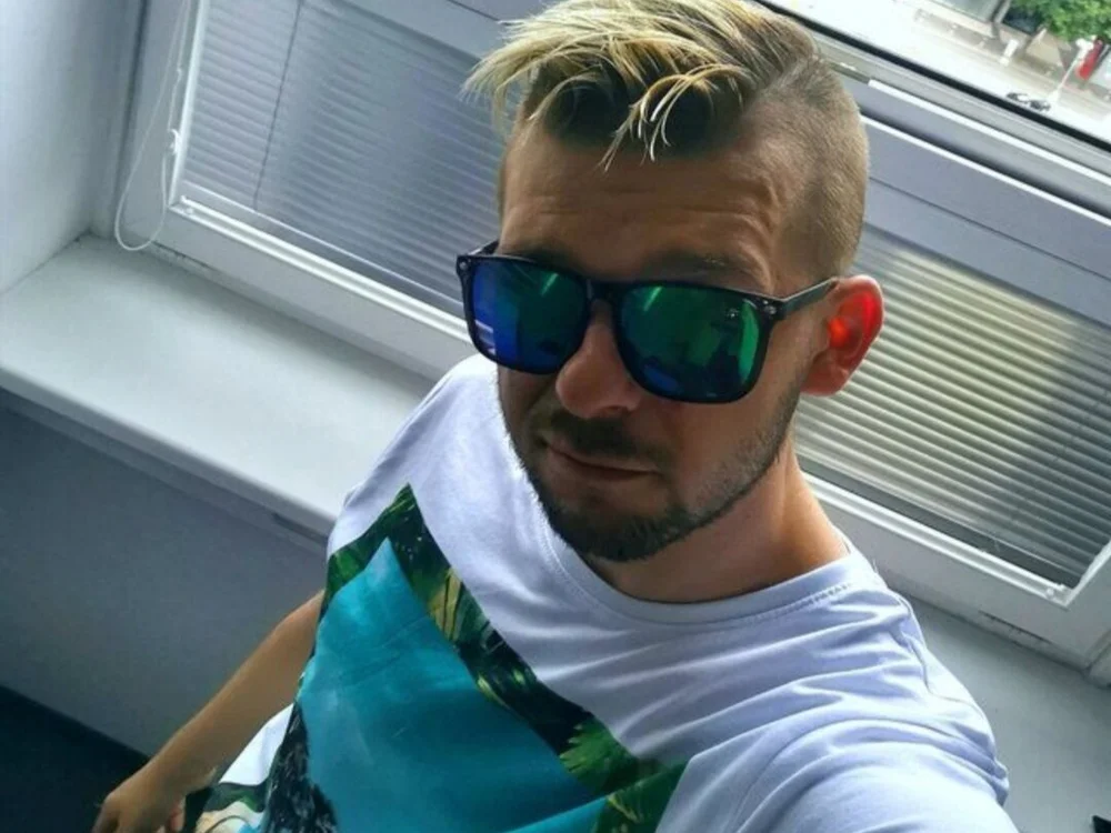 VenadoPaleto's Offline XXX Chat
