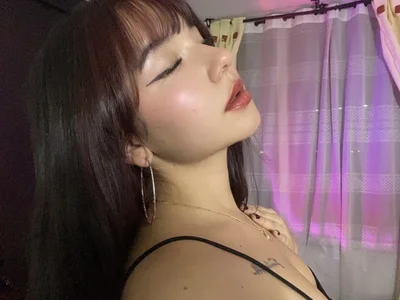 Ayleen_hall_ - Girl 