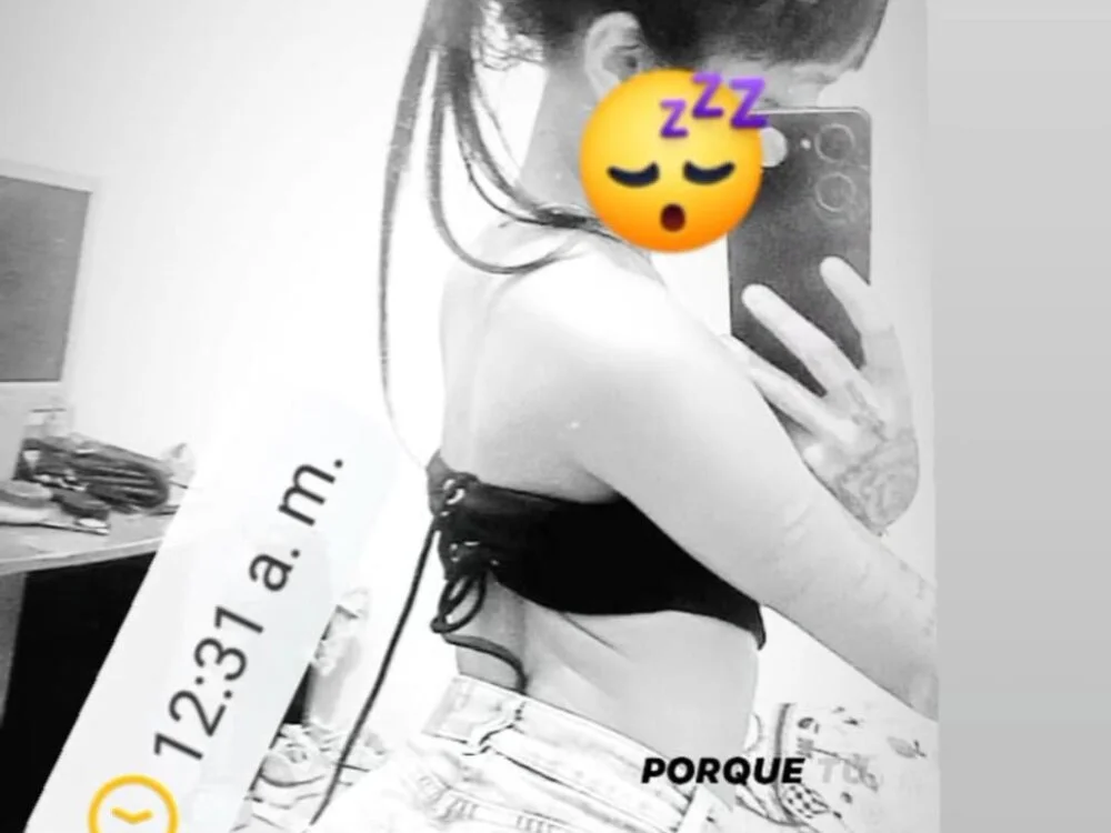 angelastarr18 离线XXX聊天