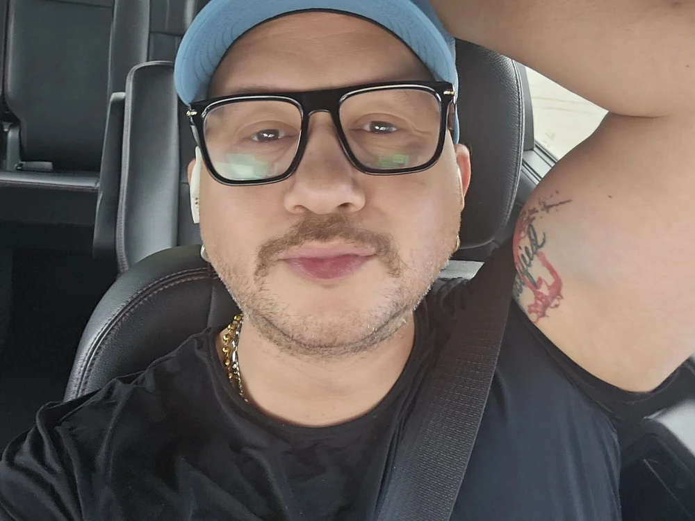 reycarr19 Obrolan XXX Offline