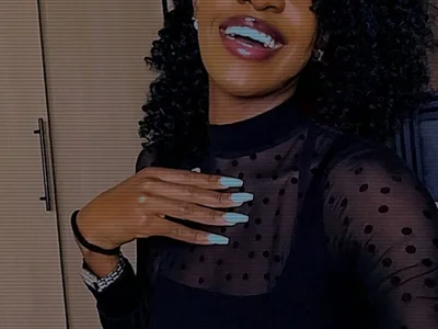 Lessly_k