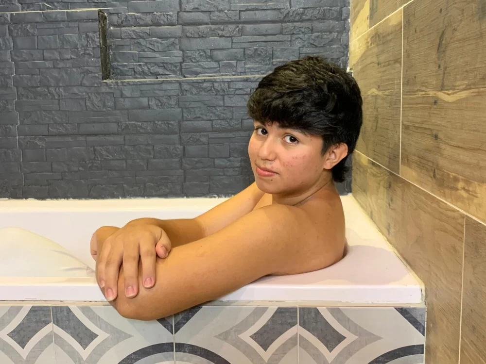 Mike_Devins' Offline XXX Chat