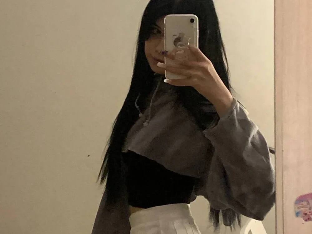 Legally_Blonde's Offline XXX Chat