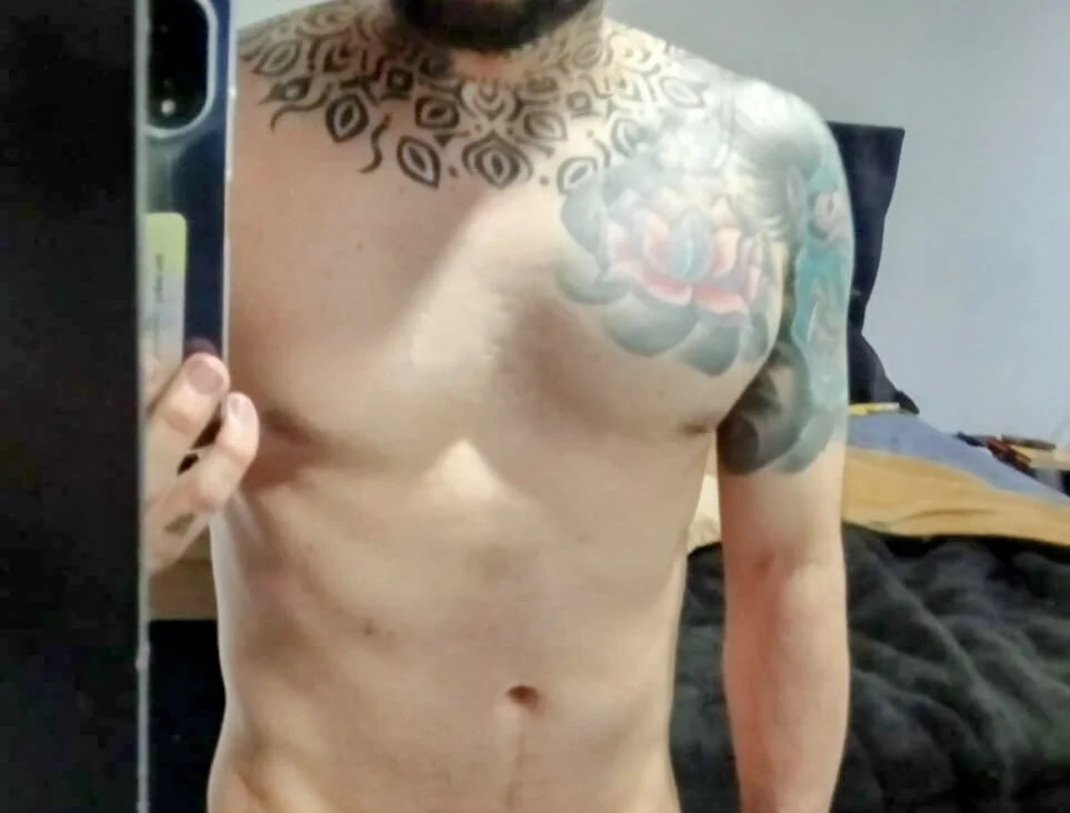 دردشة Samuel-334 الجنسية دون اتصال