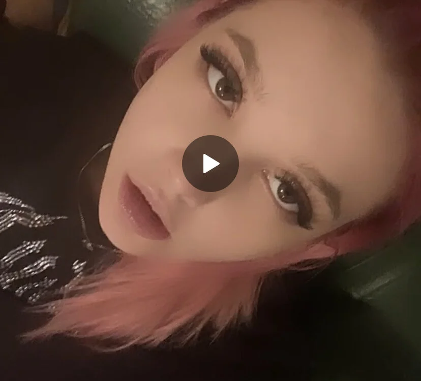 LuxLuvex's Offline XXX Chat