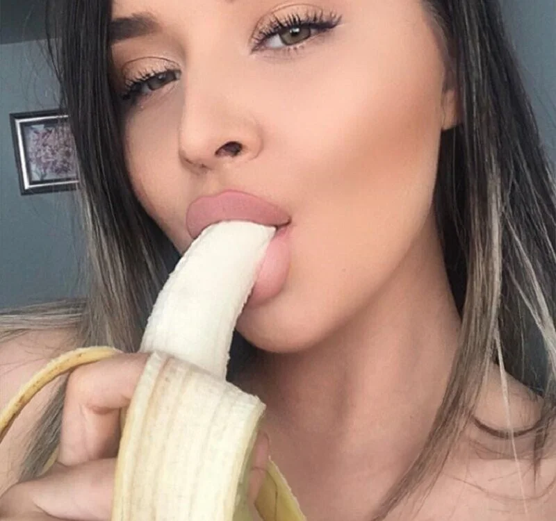 Peachy_Aria's Offline XXX Chat