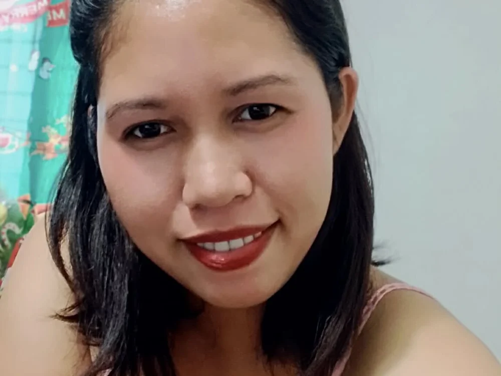 hottylou25's most recent online preview