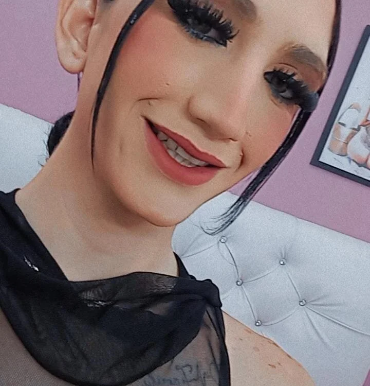 Chat +18 off-line de antonella__sexy__