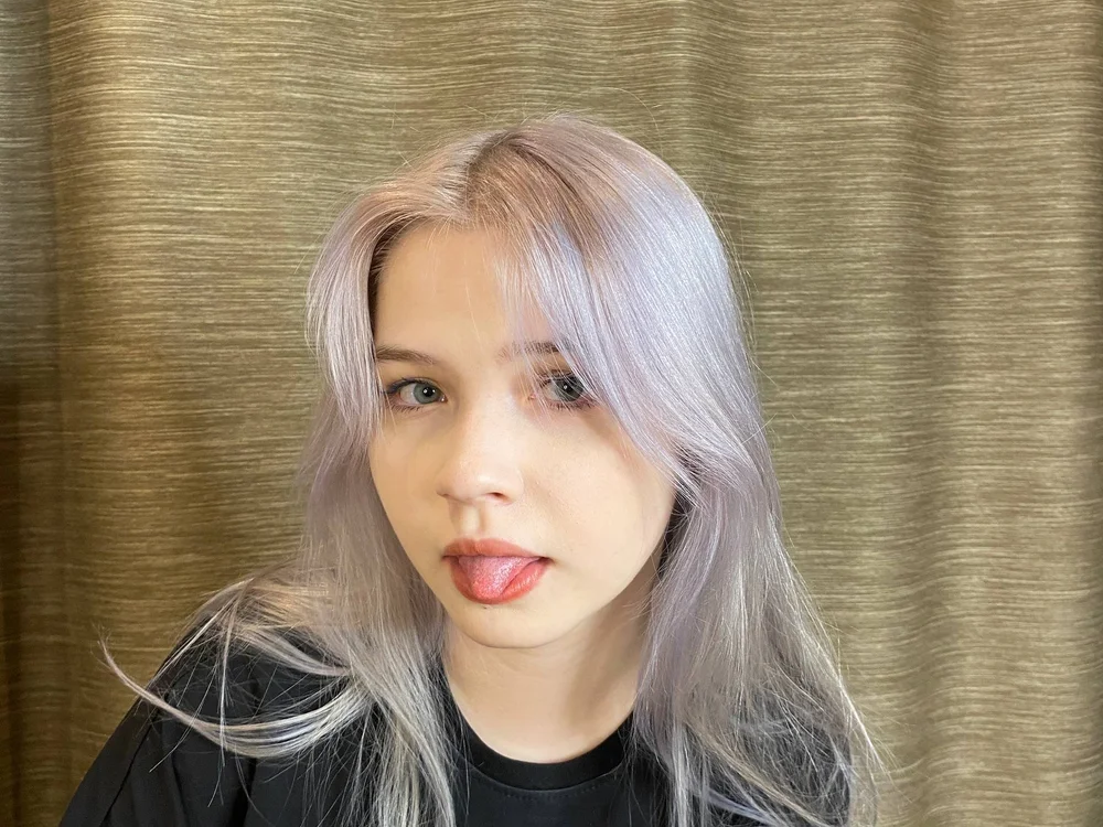 Kitty_Katee's Offline Chat Room