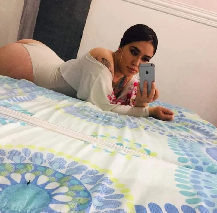 Megan_sweed_01's Offline XXX Chat