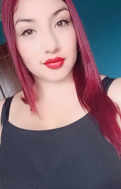 amber_phoenix_'s Offline XXX Chat
