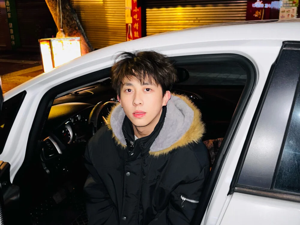 แชท XXX ออฟไลน์ของ Jzwan1