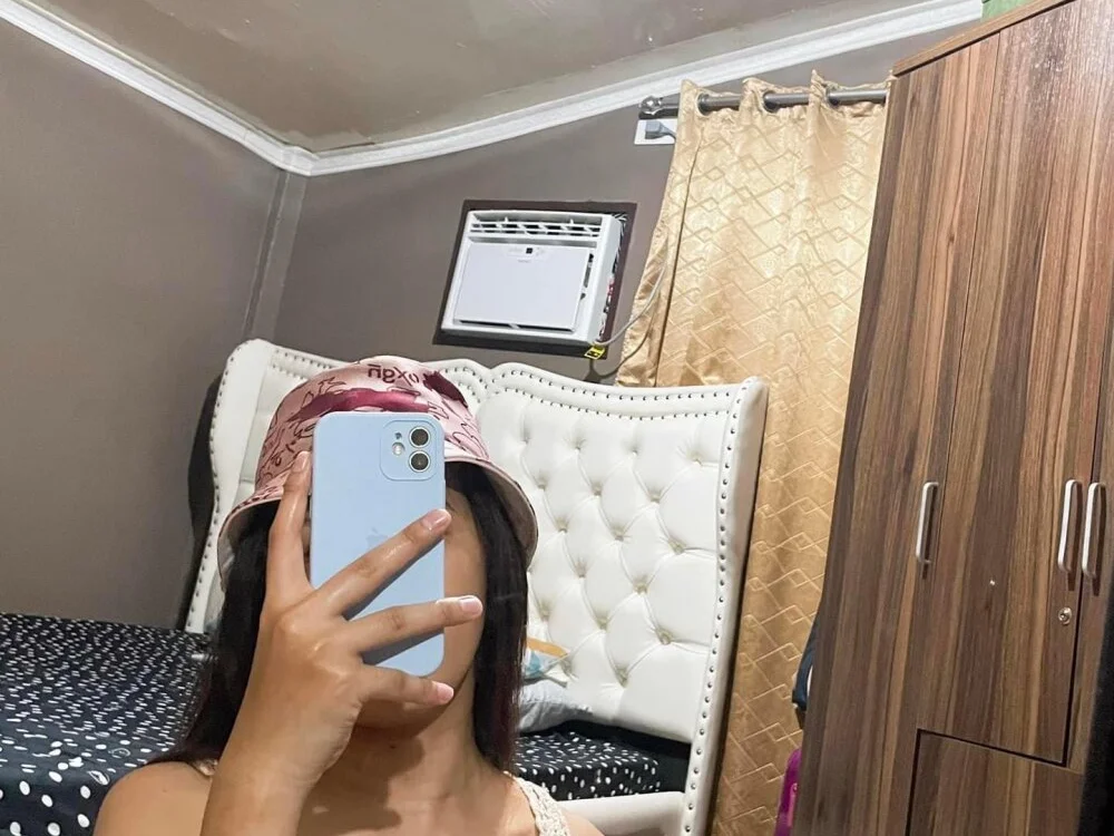 Candice_beloved offline XXX-chat