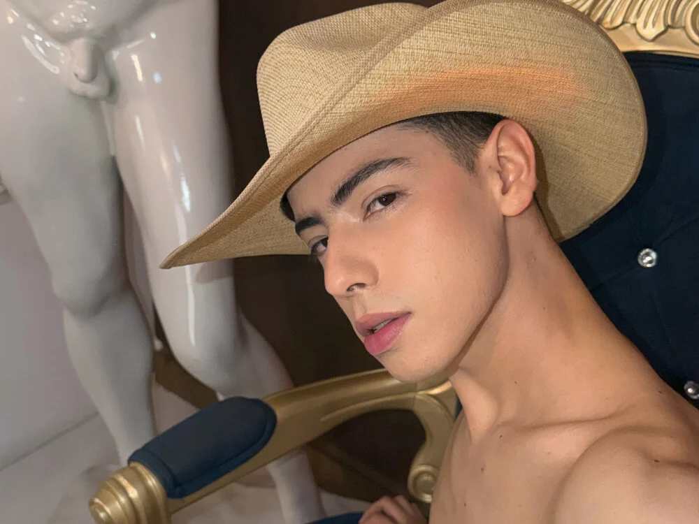 Офлайн-чат XXX Sebastian_Reed