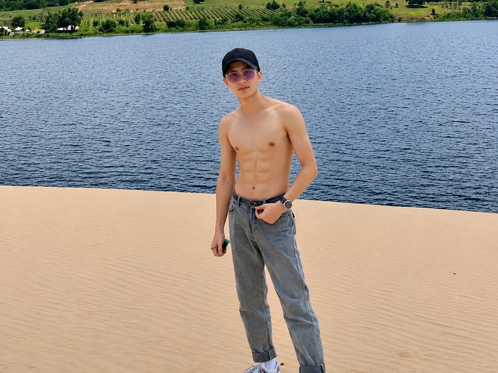 zhh1134 Chat XXX Ngoại tuyến