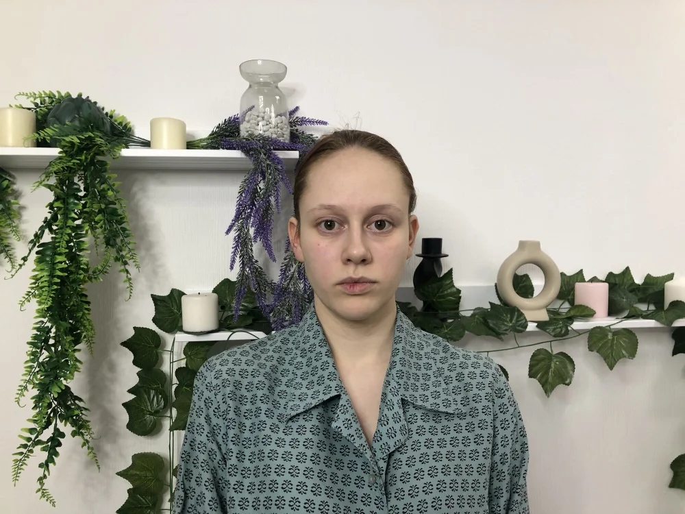 AlthenaAlison's Offline Chat Room