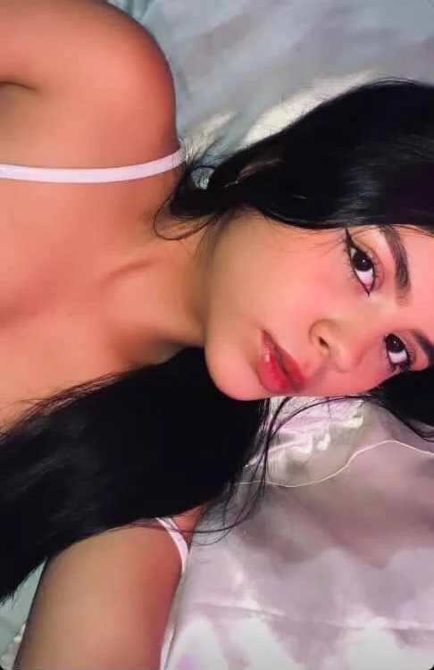 valery_model's Offline Chat Room