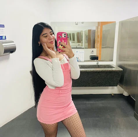 Nataly_2809n Offline XXX chat