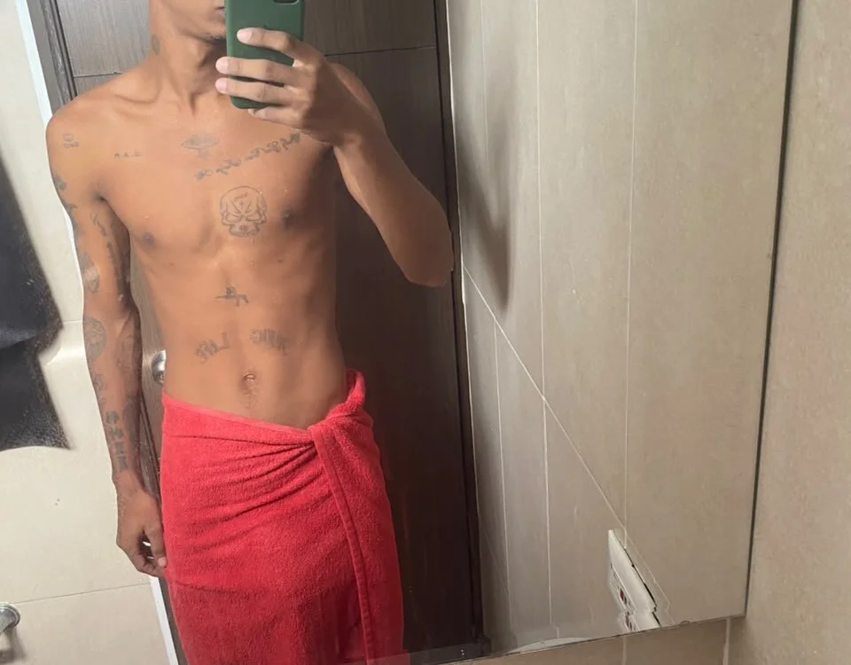 Alex_Exotic's most recent online preview