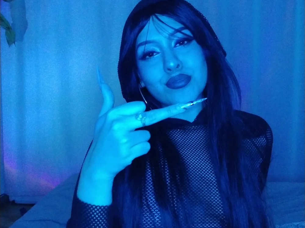 Chatroom XXX hors ligne de bluegoddessstoned