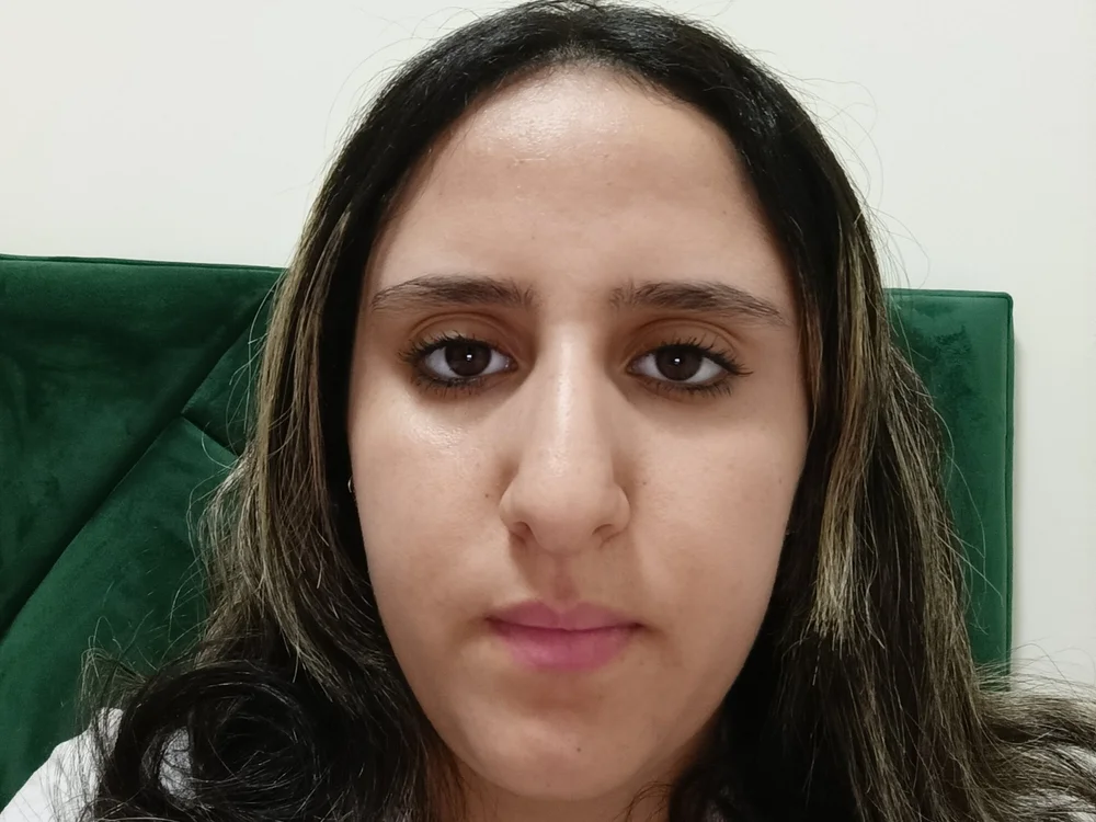 Bahija_10's Offline Chat Room