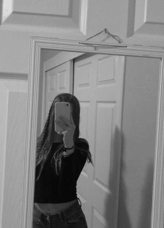 Adara_wls' Offline XXX Chat