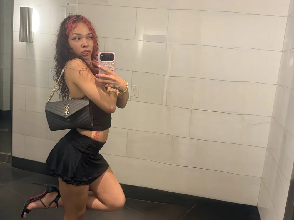 kaylanilov3's Offline XXX Chat