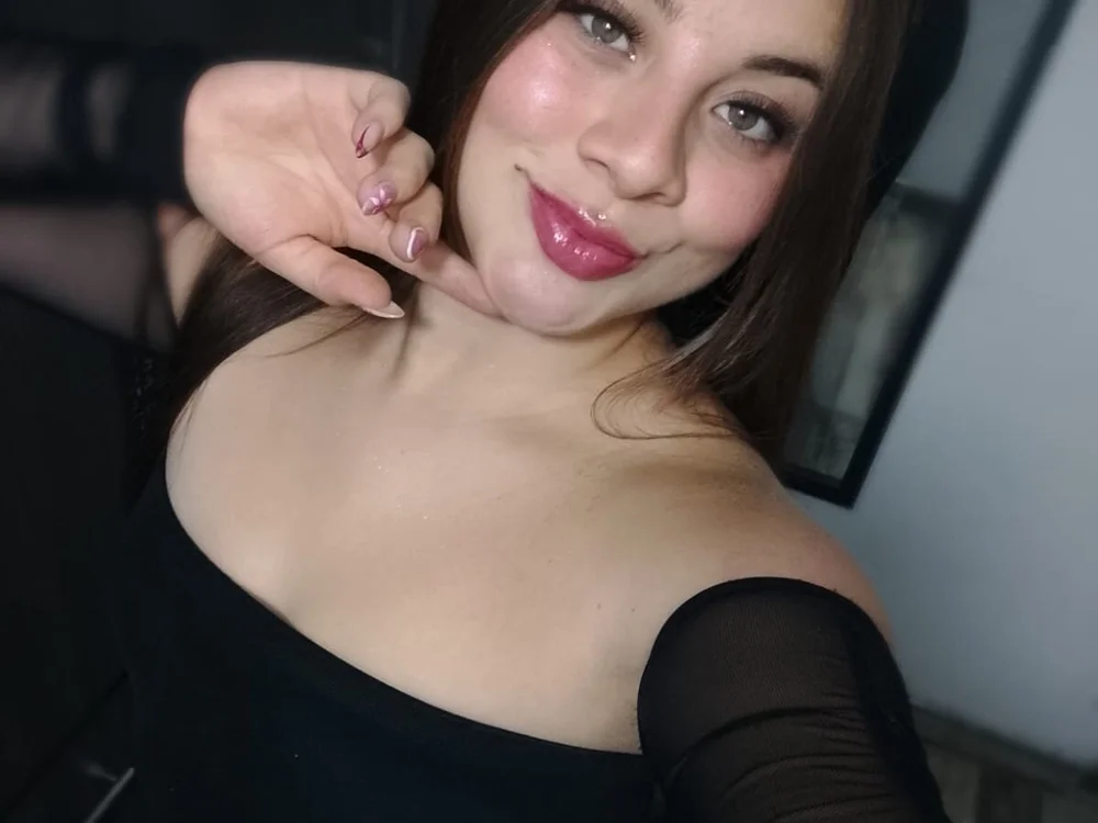 CrystalQueen01's Offline XXX Chat