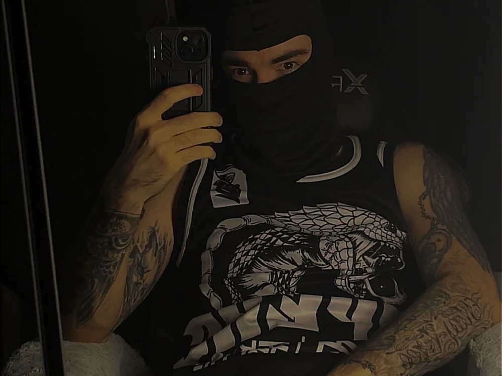 masked_dolly97 offline chatrum