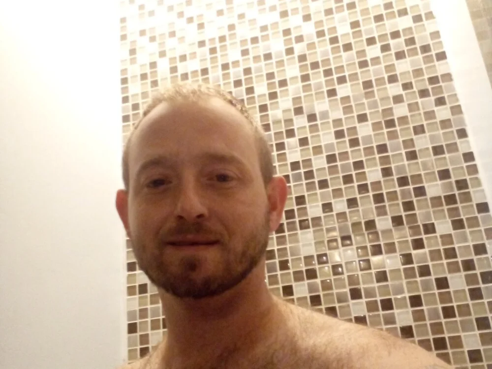 دردشة Enjoyedmine الجنسية دون اتصال