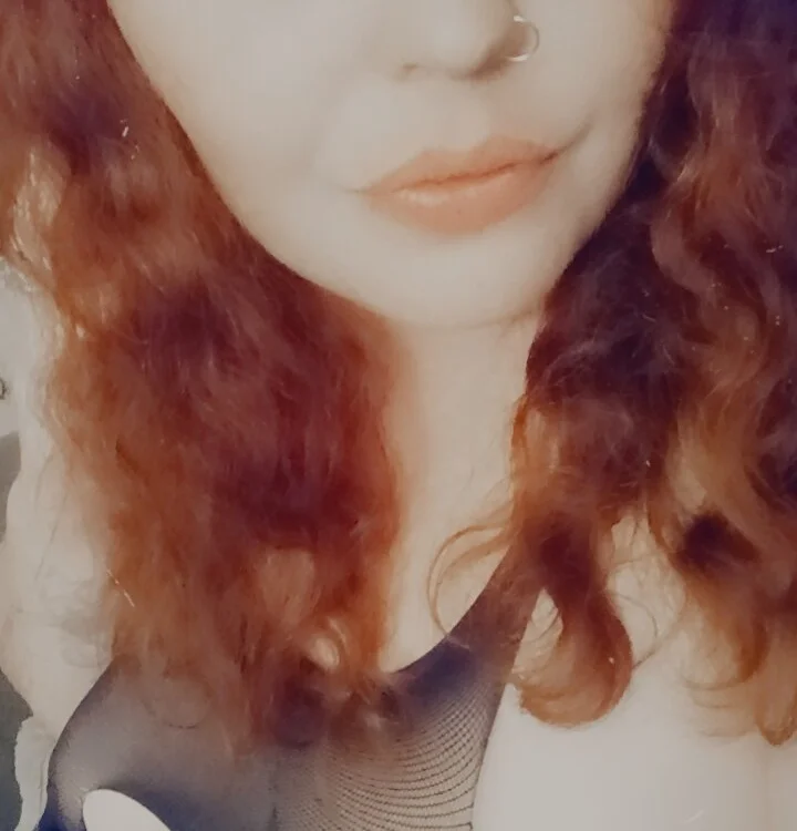 gingersnap096's Offline Chat Room