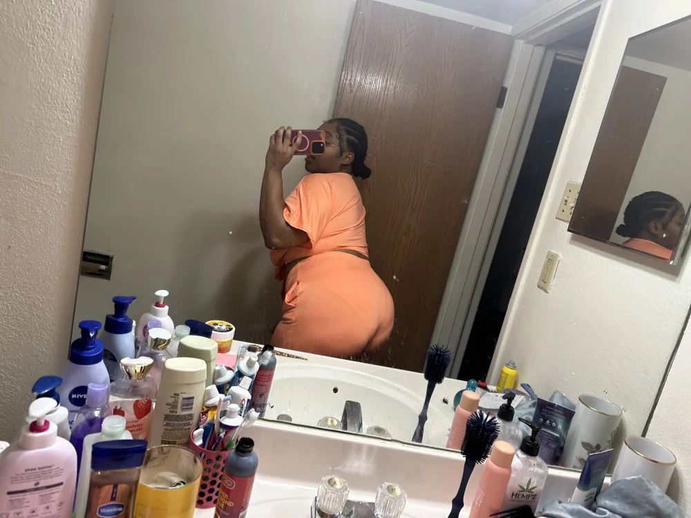 SexyMilz's most recent online preview