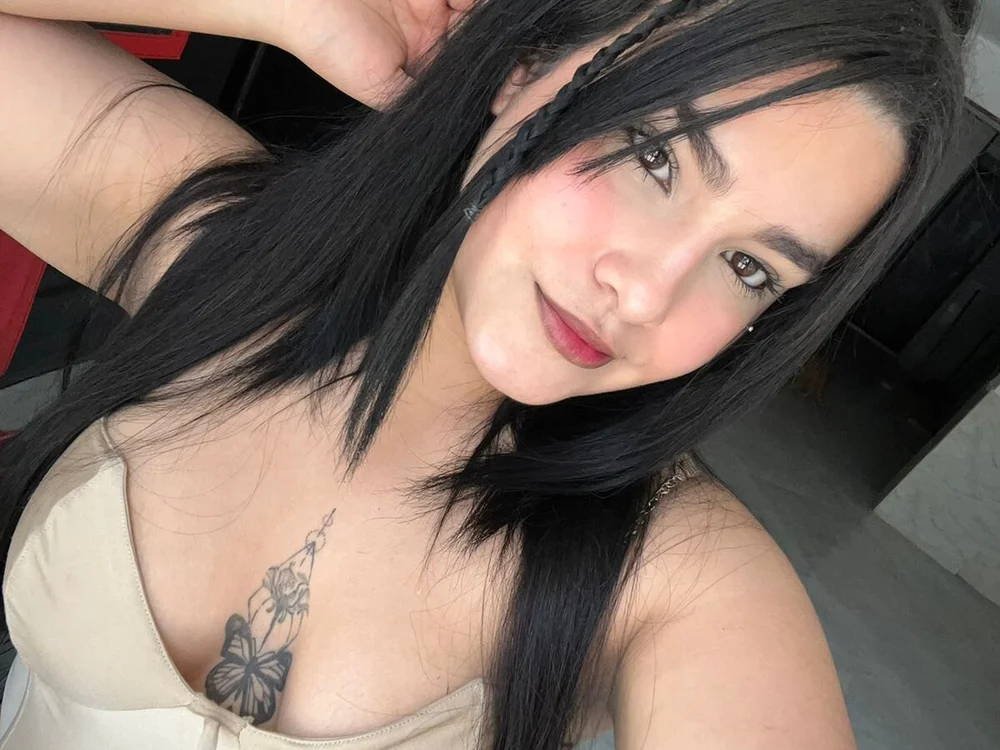 celeste_stg's Offline Chat Room