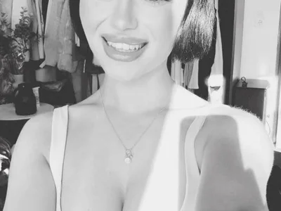 Profile of Julia_SweetBabe
