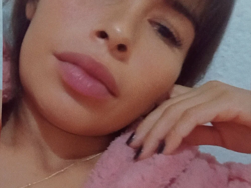 IsabelGonzccx Chat XXX offline