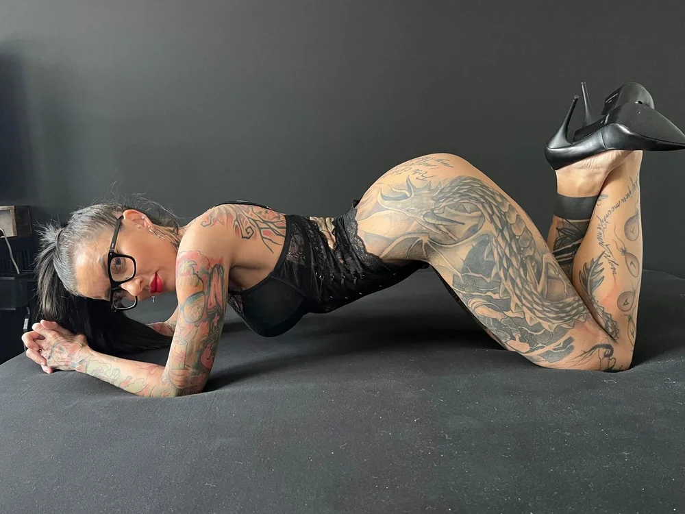 SylviaMoonX offline chatrum