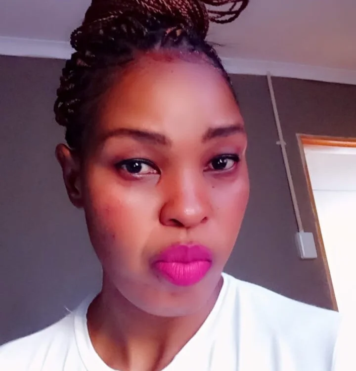 Sexybae799's Offline XXX Chat