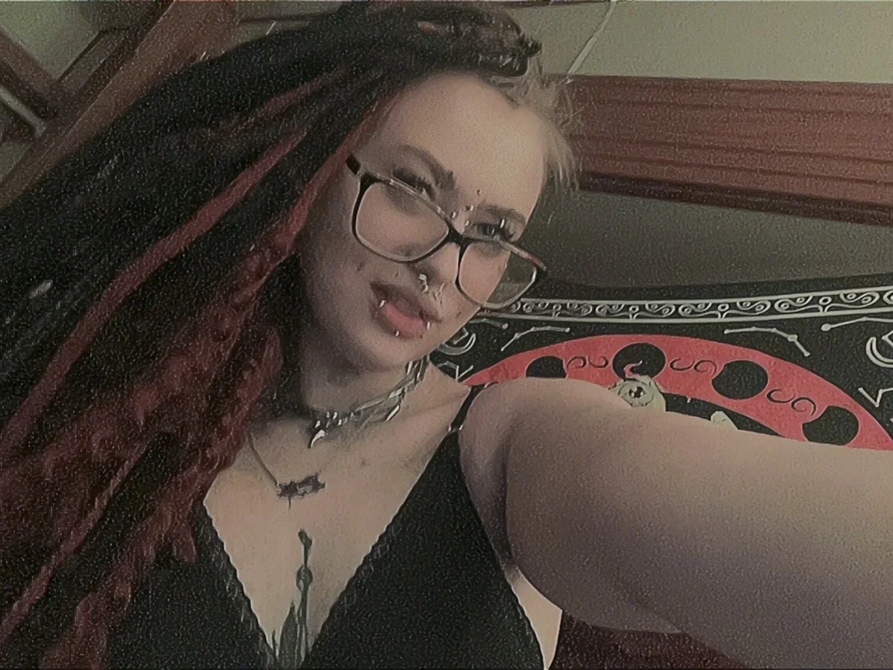 darlingvicuous cam model