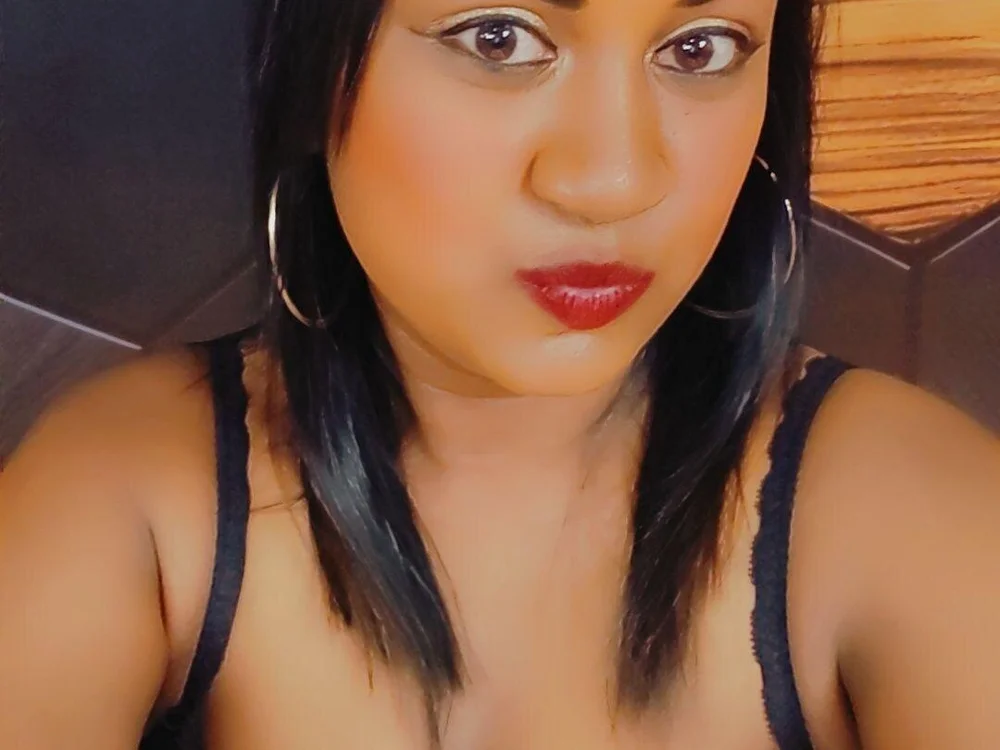 IndianVanity's Offline Chat Room