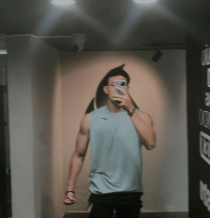 Gerardomendoza17 Offline XXX-Chat