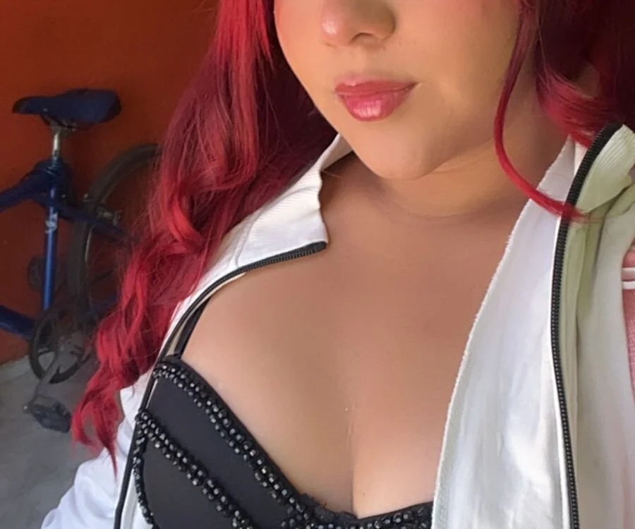 Cherry_Slave's Offline Chat Room