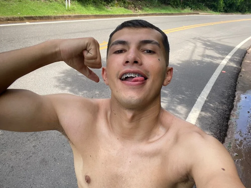 jacob_sc Offline XXX-Chat