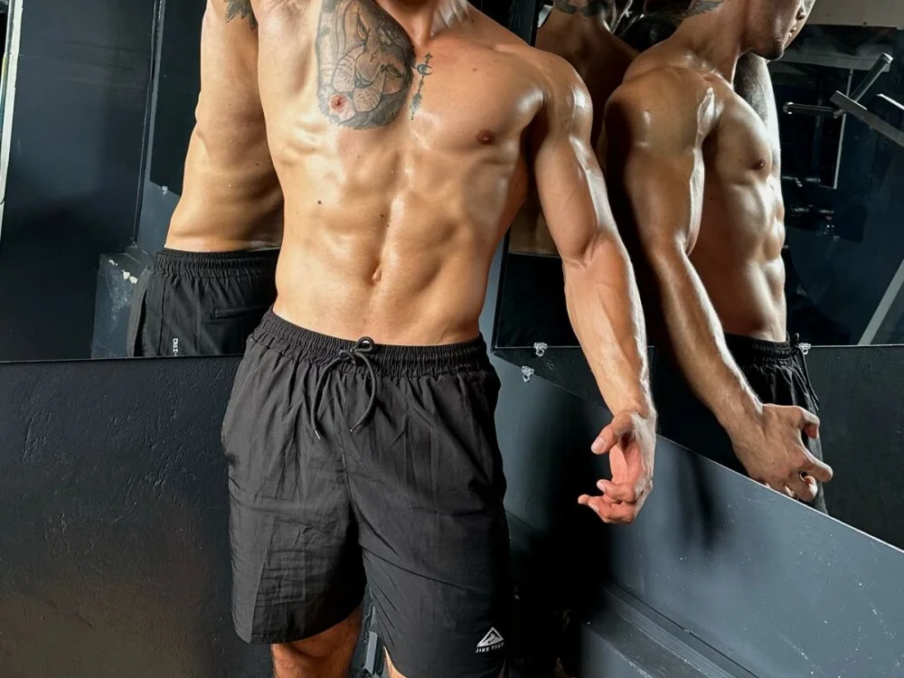 alexander_collin02 離線 XXX 聊天