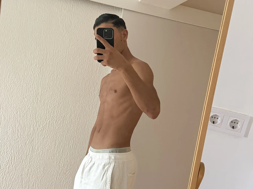 mk_zbe Offline XXX-Chat
