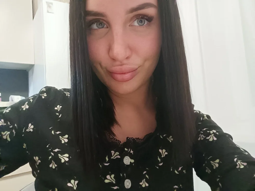 imvika Chat XXX offline